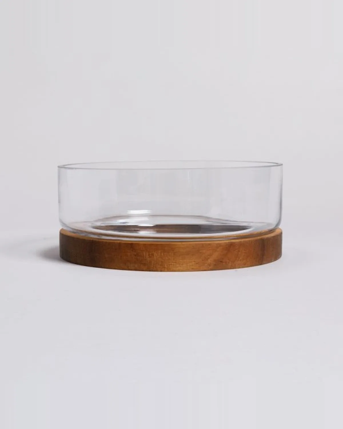Bowl de Vidrio con Base de Acacia 1,8 L — Casa de Sillones, vista 2