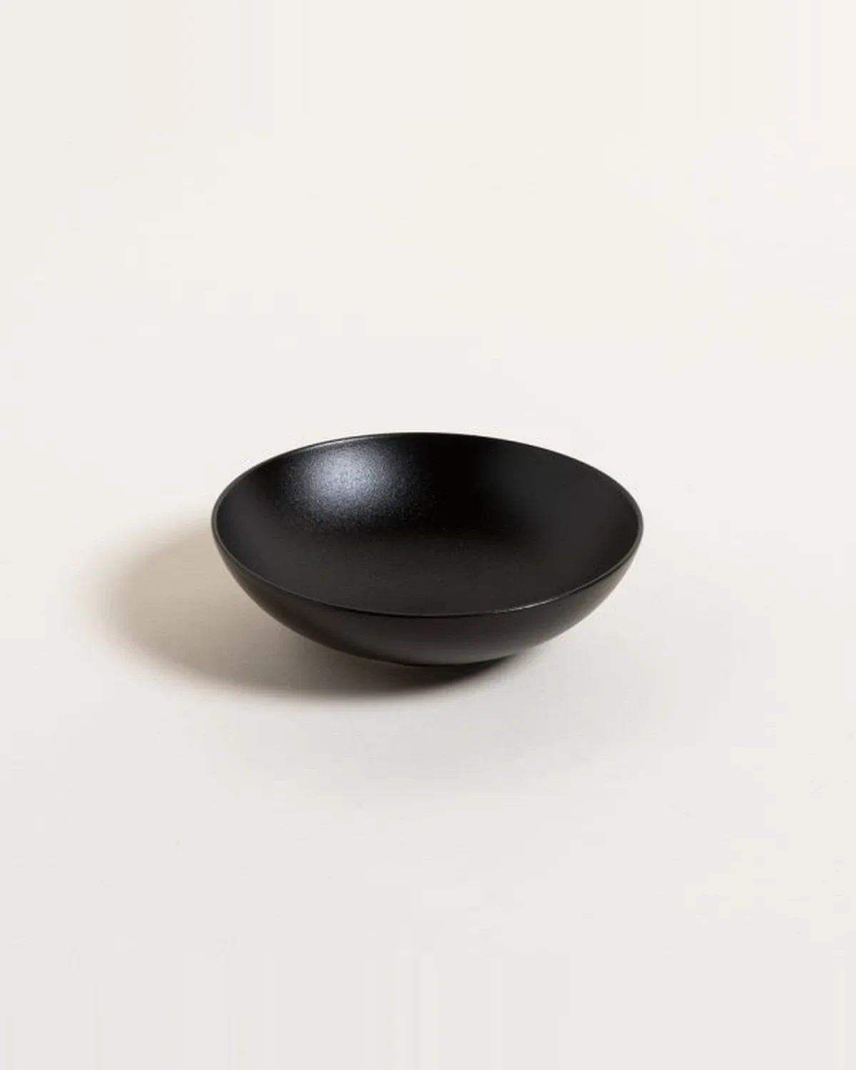 Bowl Fine Plus Black Sand 19 cm