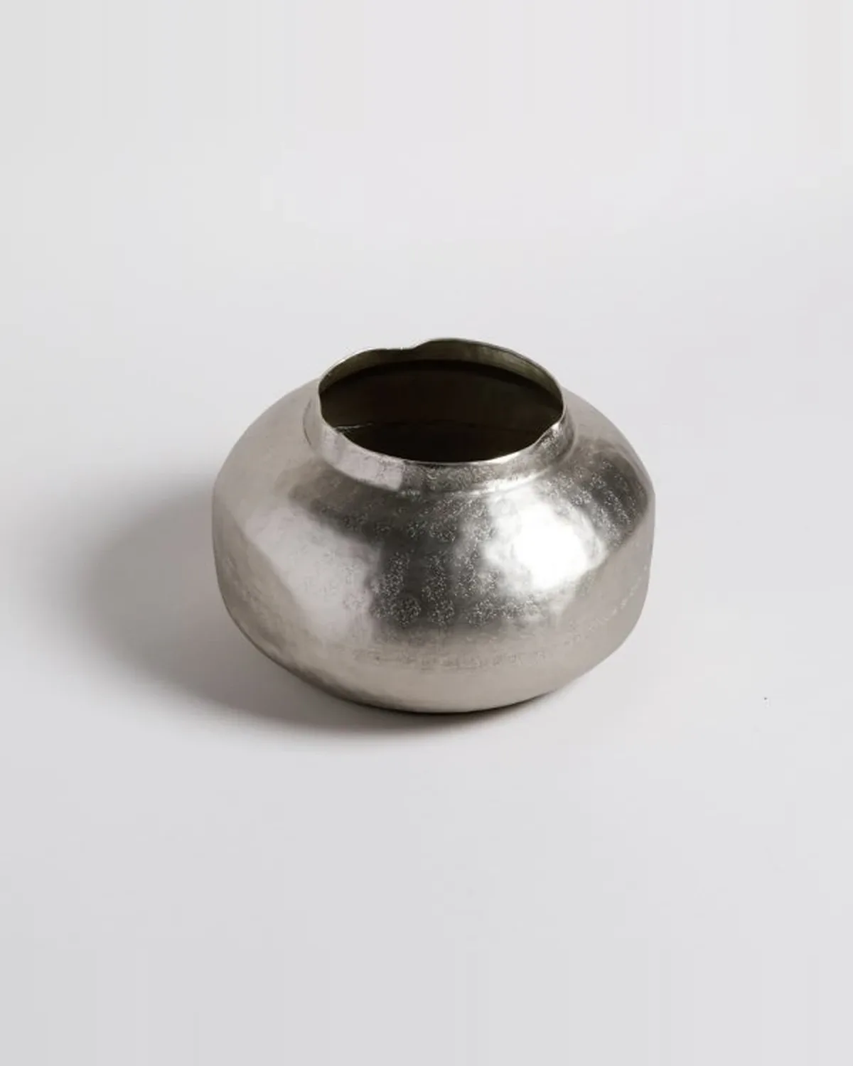 Centro de Mesa Bhima Plata 27x14,5 cm — Casa de Sillones, vista 2