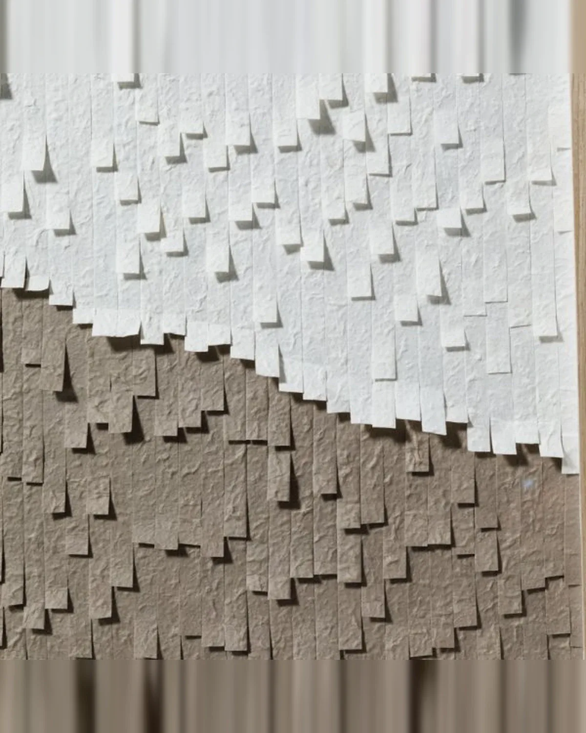 Cuadro Cutout Mountain Beige 50x80 cm — Casa de Sillones, vista 2