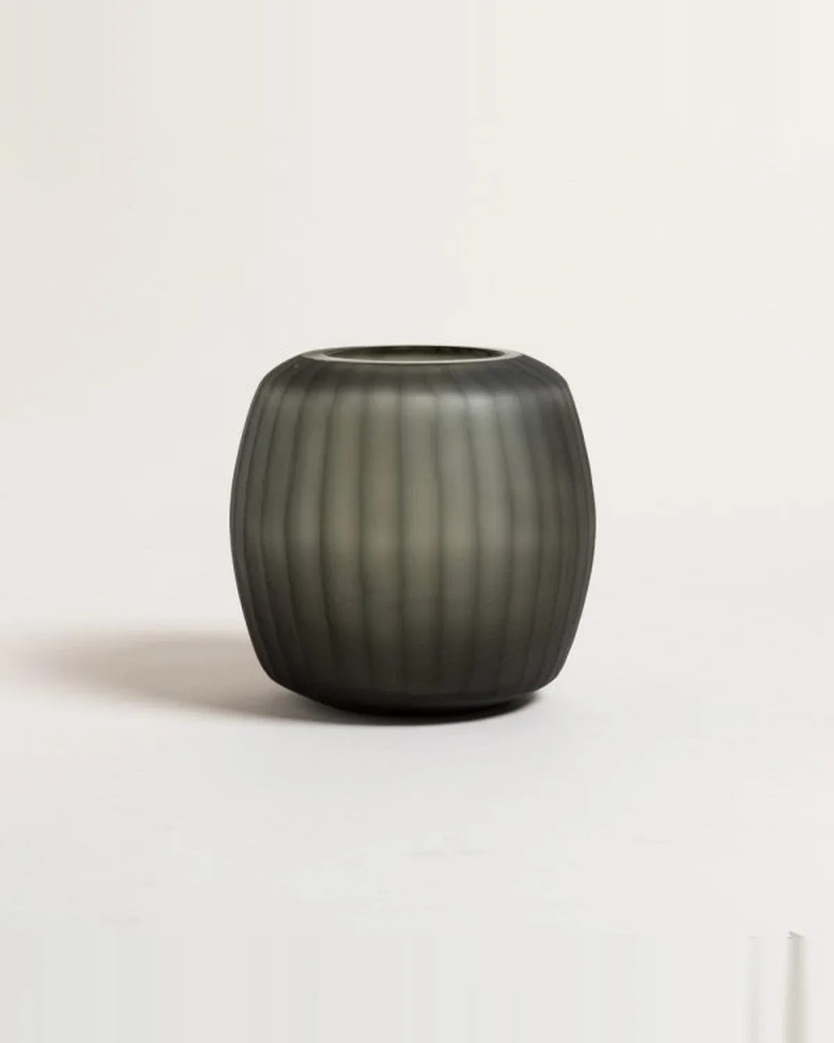 Florero Lille Dark Grey 21x20 cm