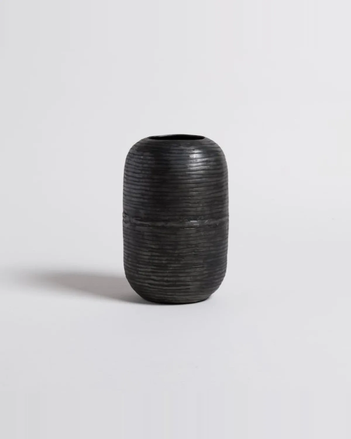 Jarron Bhima Grafito 13,5x20 cm