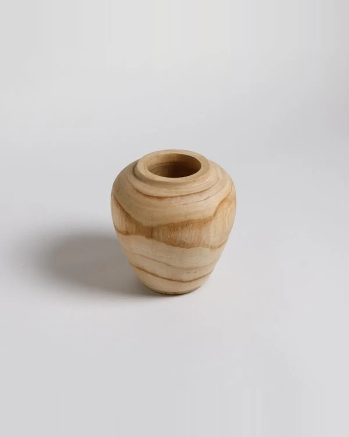 Jarrón Concavo Luhur 19x20 cm — Casa de Sillones, vista 2