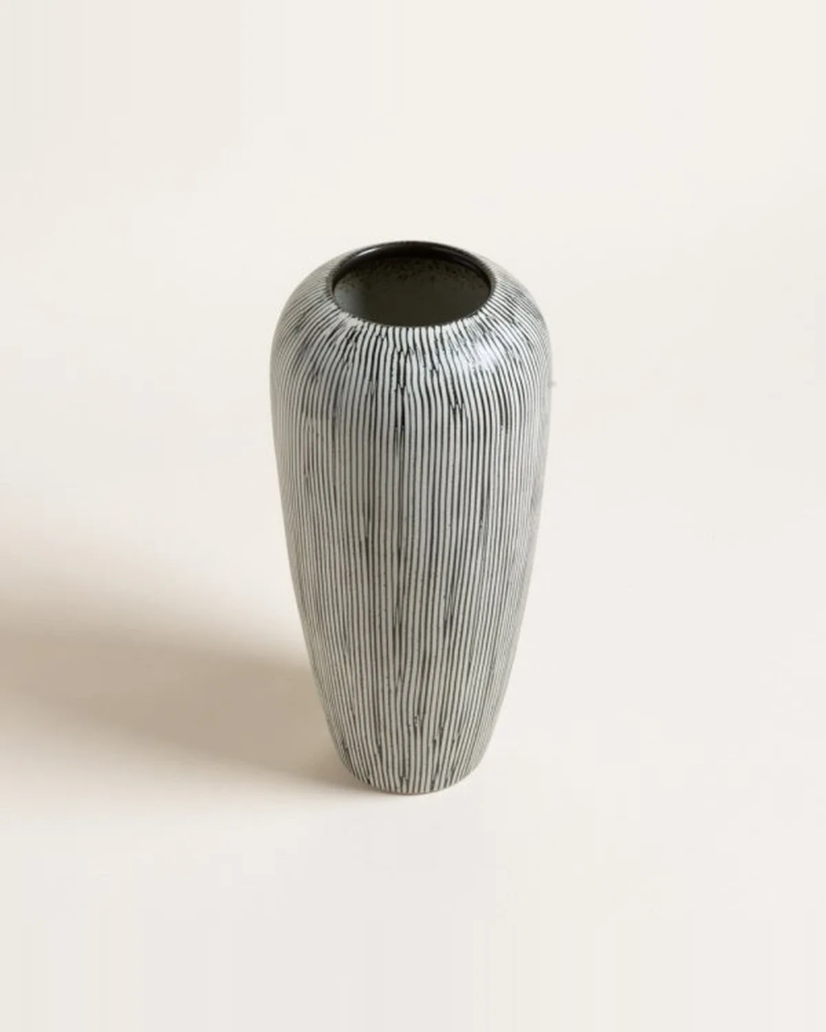 Jarron Mombasa 31,5x14 cm — Casa de Sillones, vista 2