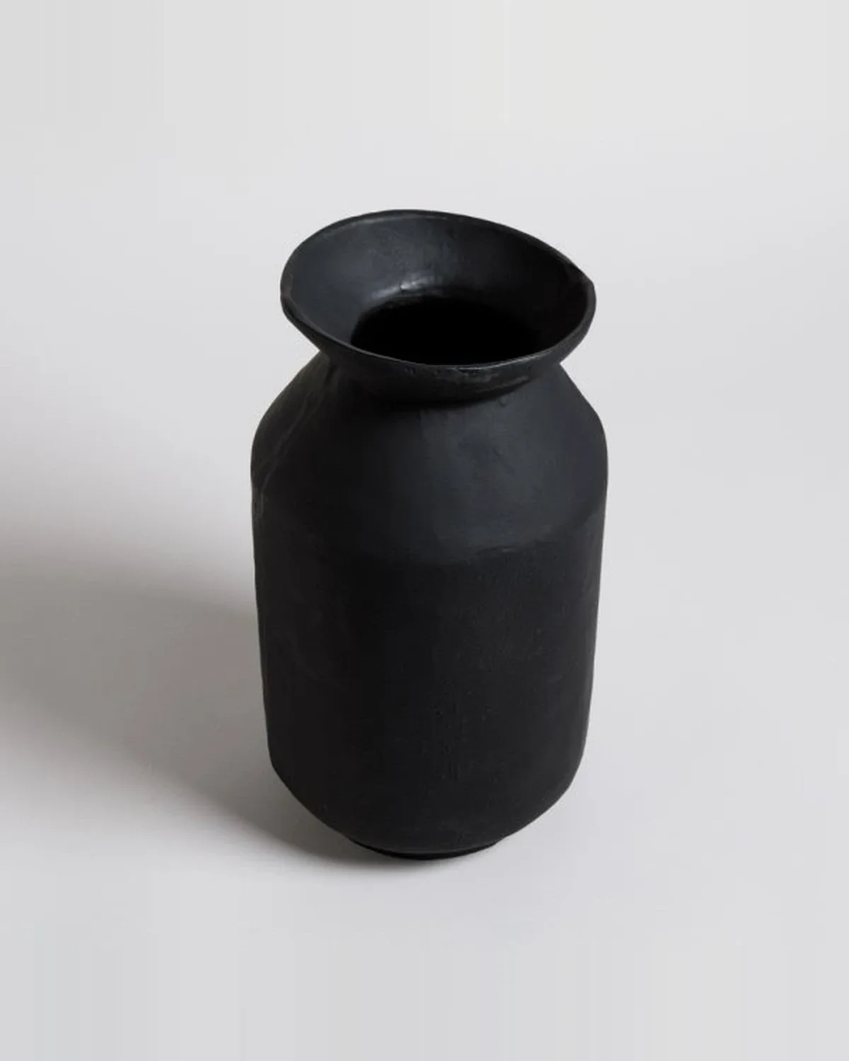 Jarrón Vikas 17x33,5 cm — Casa de Sillones, vista 2