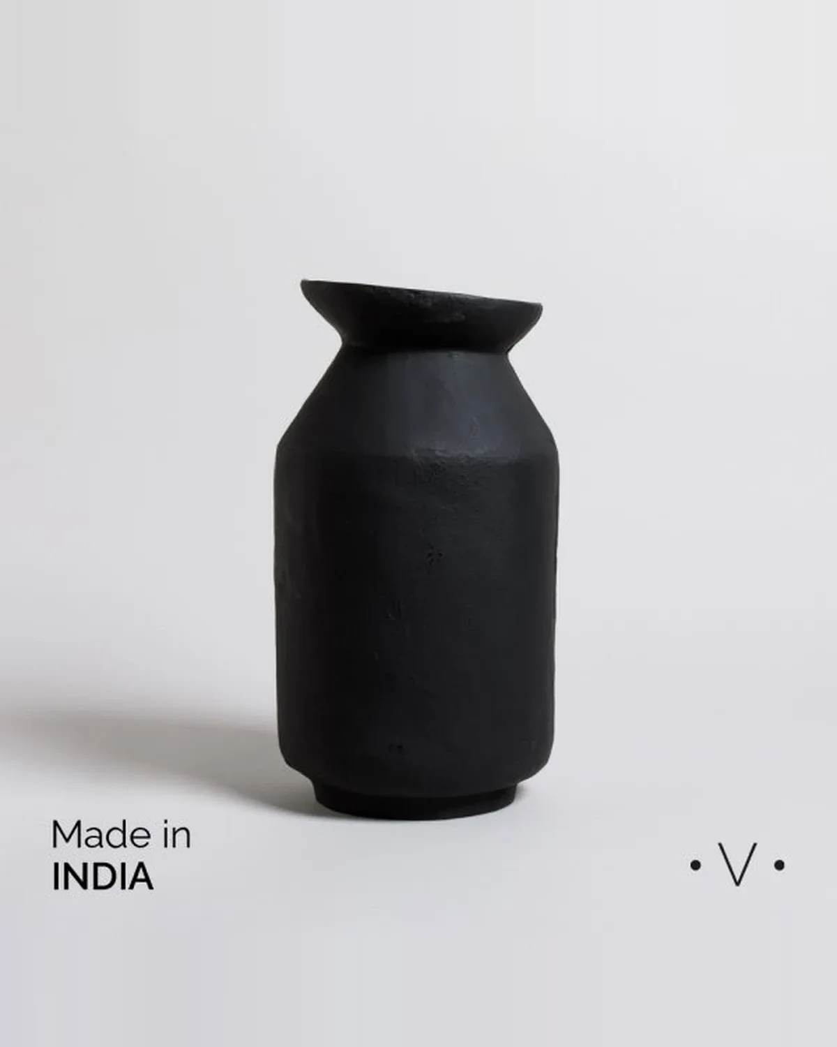 Jarrón Vikas 17x33,5 cm