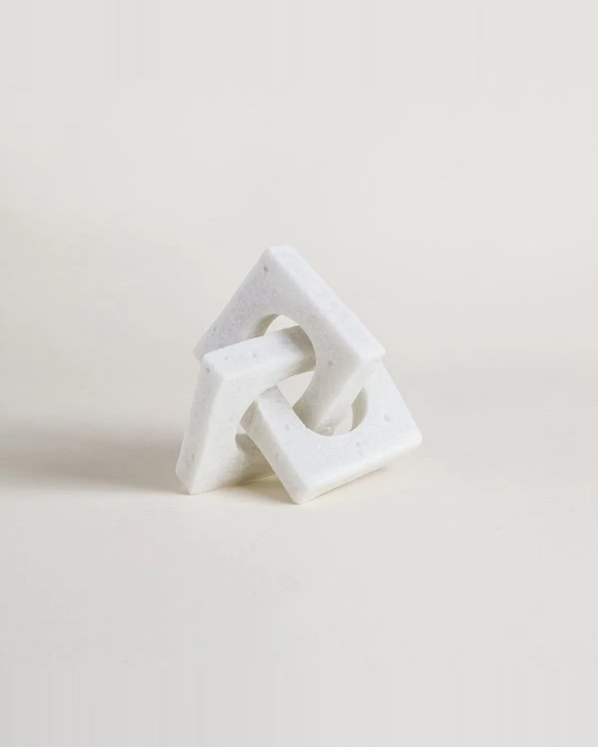 Nudo Simetrico Shanghai 13x14x17 cm