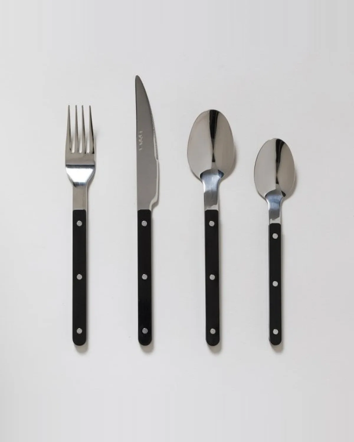 Set de Cubiertos Toscana Black x 24 Piezas