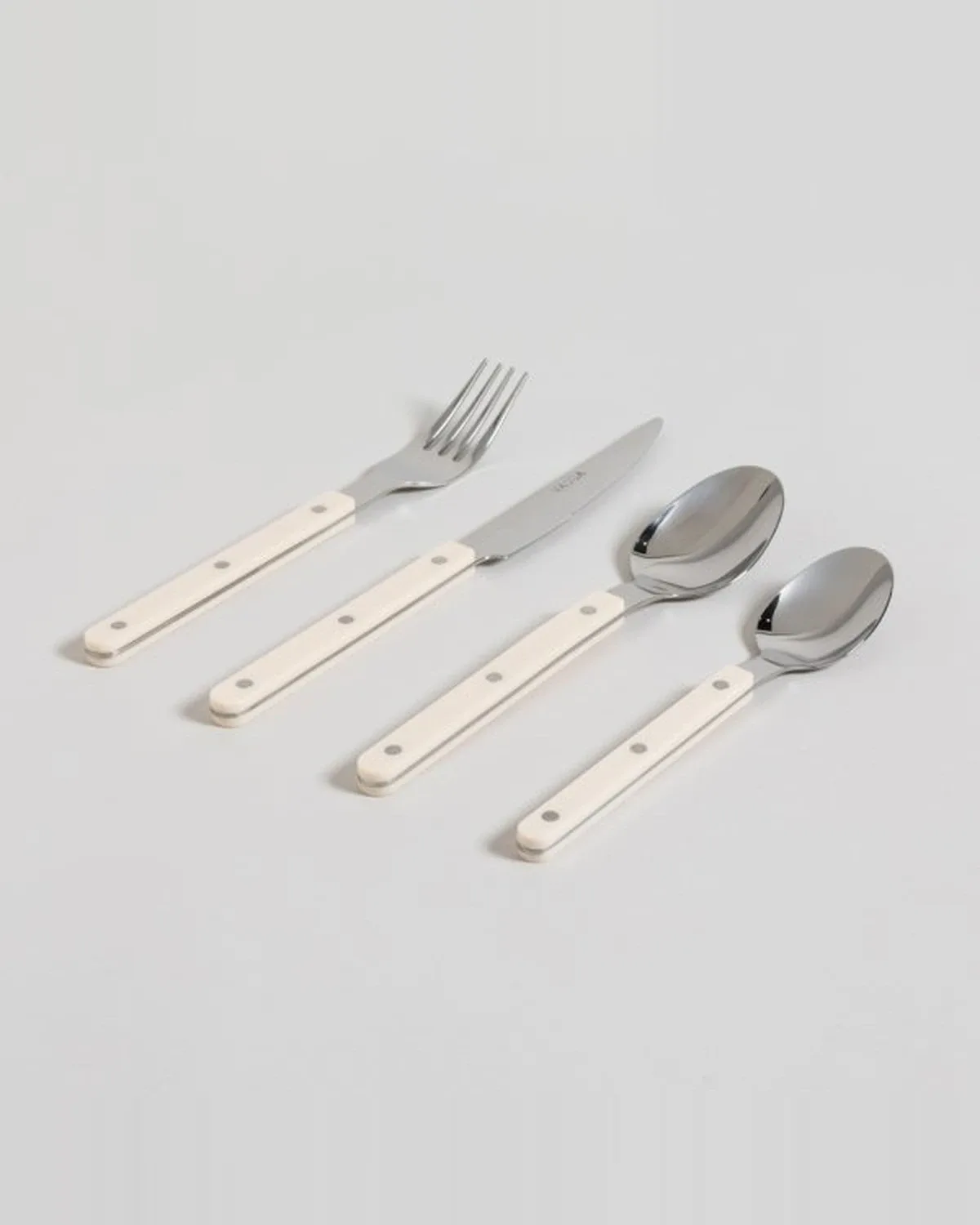 Set de Cubiertos Toscana White x 24 Piezas — Casa de Sillones, vista 2