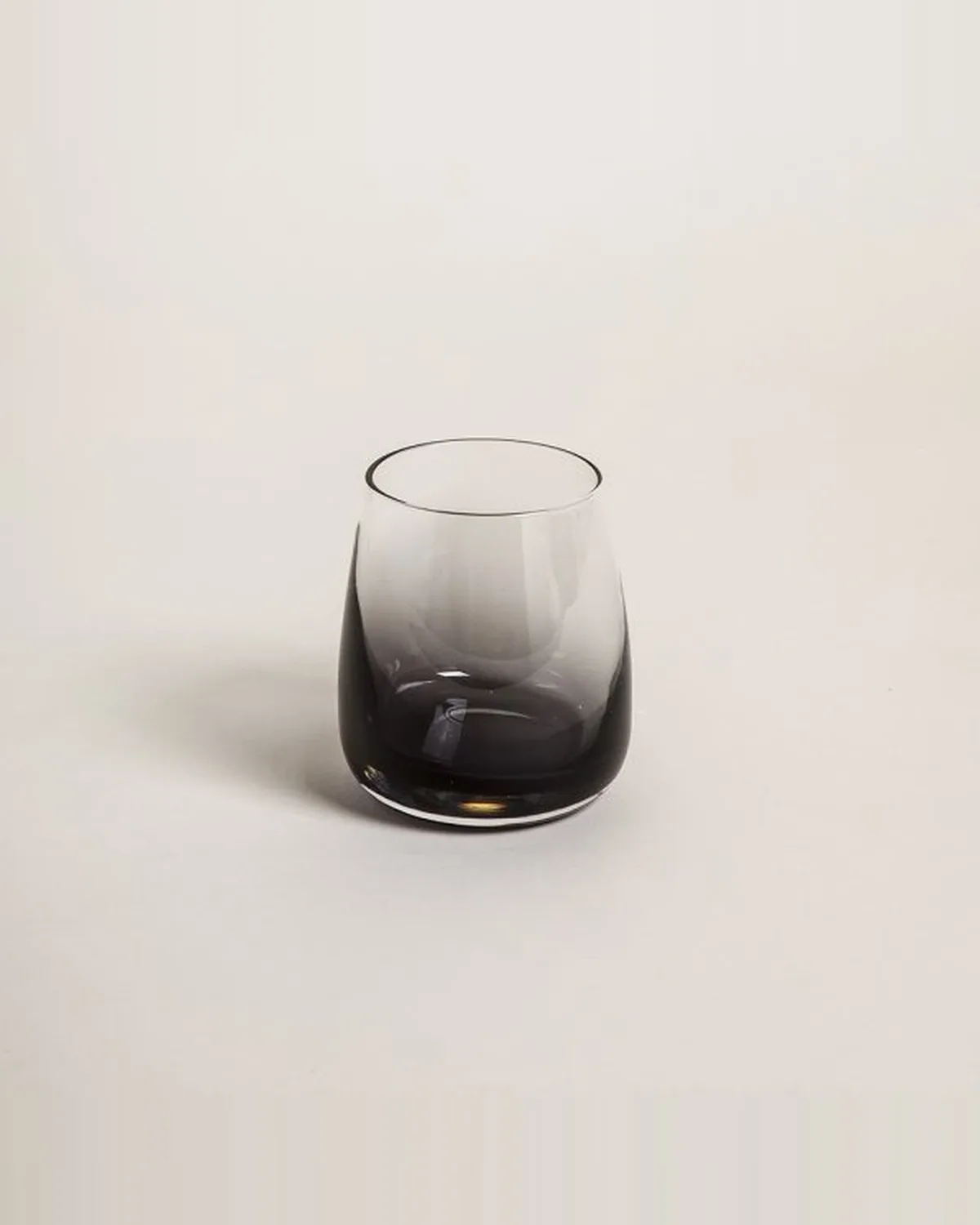 Set x 6 Vasos Fondo Negro 300 ml — Casa de Sillones, vista 2