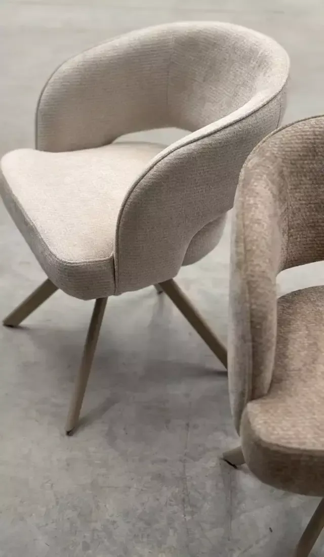 Silla Amberes Tapizado Beige - Base Capuccino — Casa de Sillones, vista 2