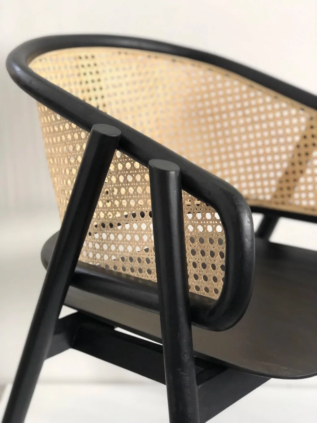 Sillón Cirebon Negro — Casa de Sillones, vista 3