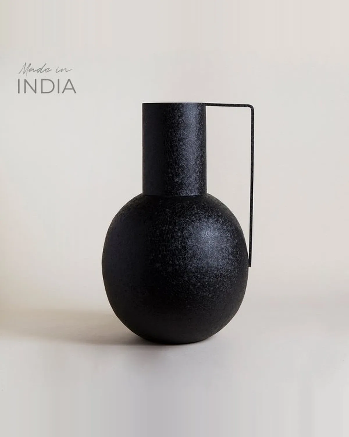 Tinaja Gigante Loha Black 55x32 cm