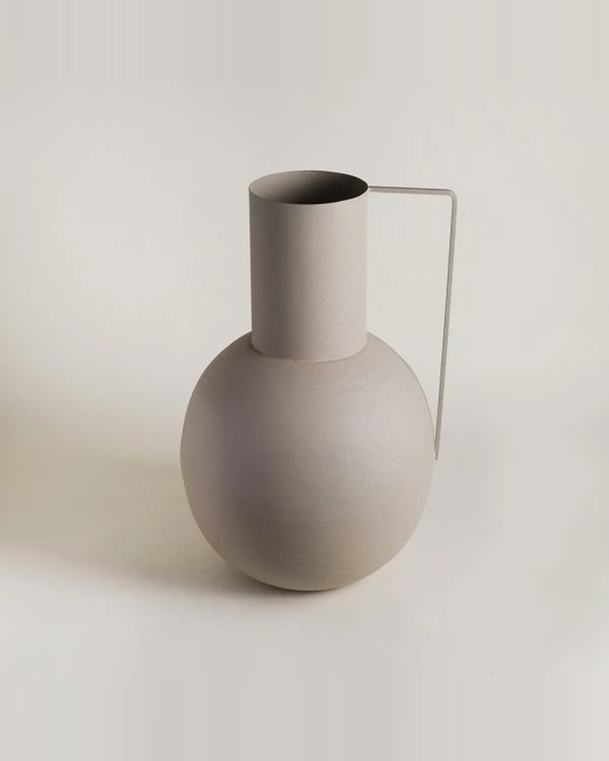 Tinaja Gigante Loha Sand 55x32 cm — Casa de Sillones, vista 2