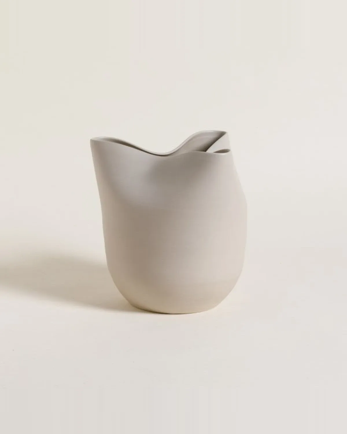 Vasija Dented Cream 22x17 cm