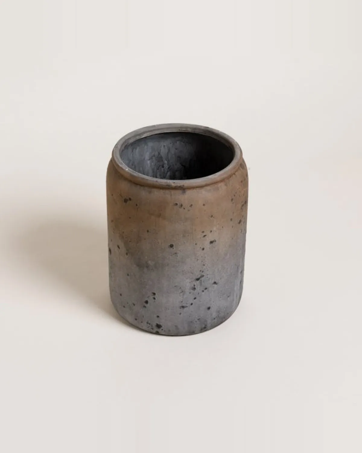Vasija Nephthys 23x17 cm — Casa de Sillones, vista 2