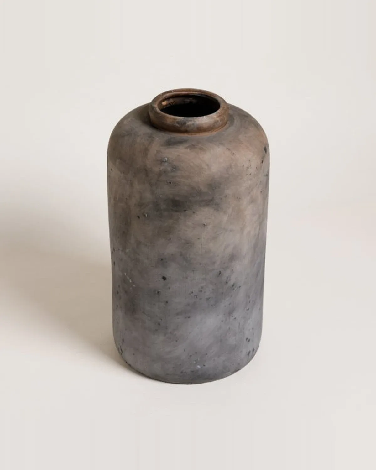 Vasija Nephthys 38x20 cm — Casa de Sillones, vista 2