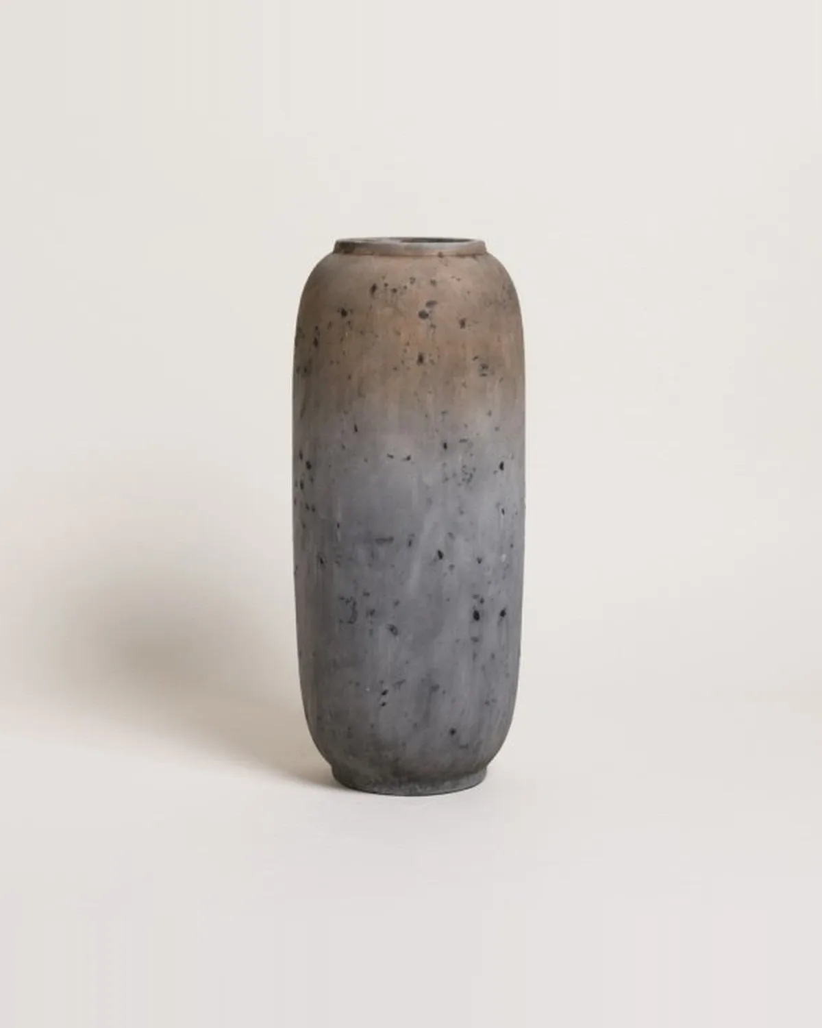 Vasija Nephthys 41x15 cm — Casa de Sillones, sillón a medida